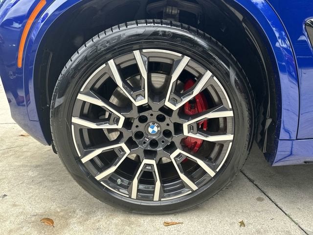 2024 BMW X5 M60i
