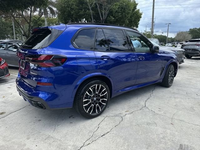 2024 BMW X5 M60i