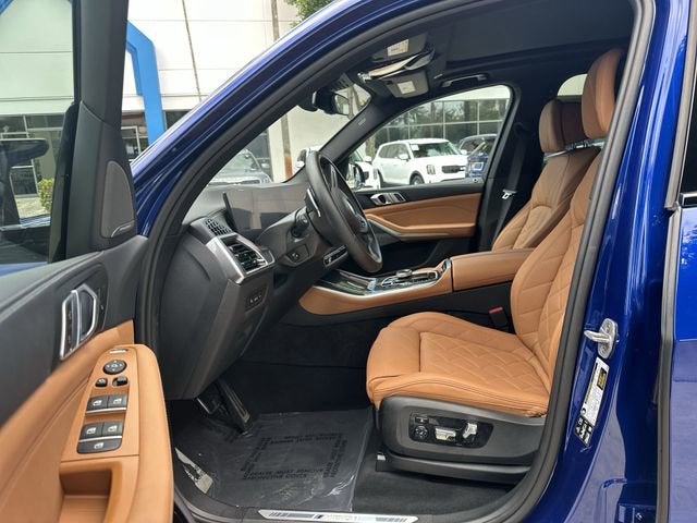 2024 BMW X5 M60i