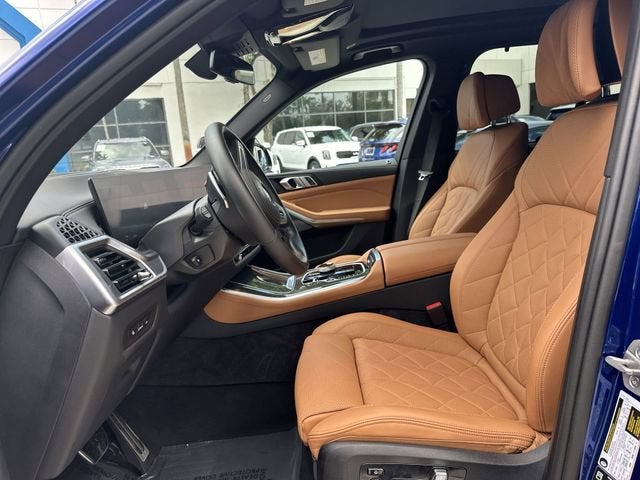 2024 BMW X5 M60i