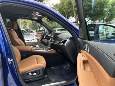 2024 BMW X5 M60i