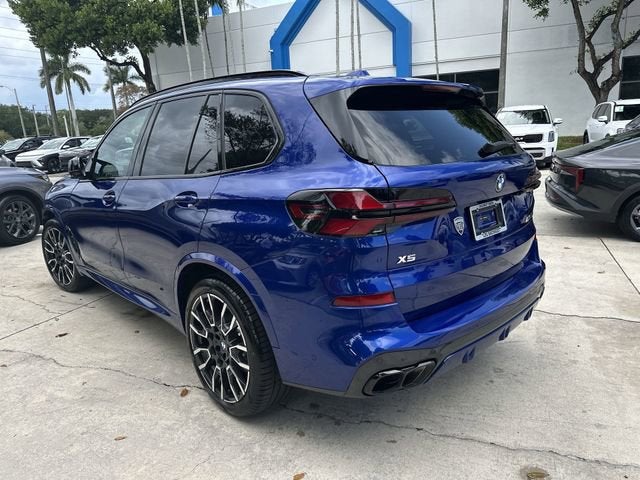 2024 BMW X5 M60i