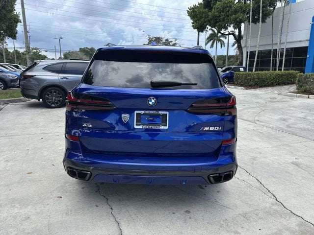 2024 BMW X5 M60i