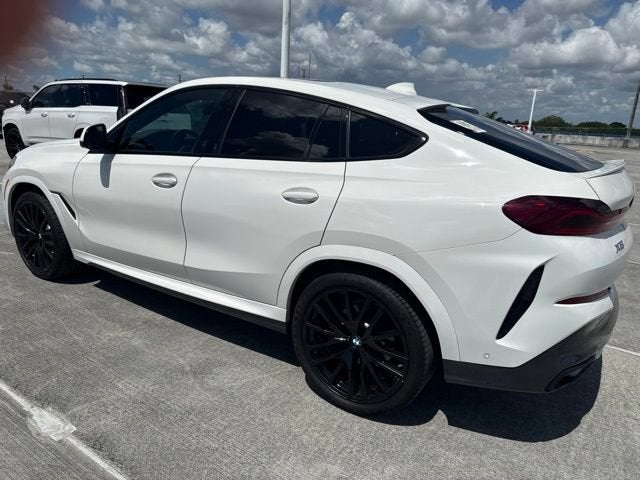 2023 BMW X6 xDrive40i
