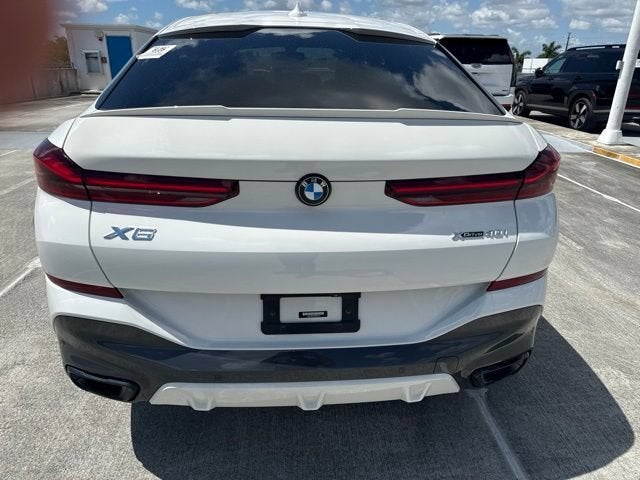 2023 BMW X6 xDrive40i