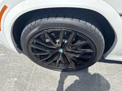 2023 BMW X6 xDrive40i