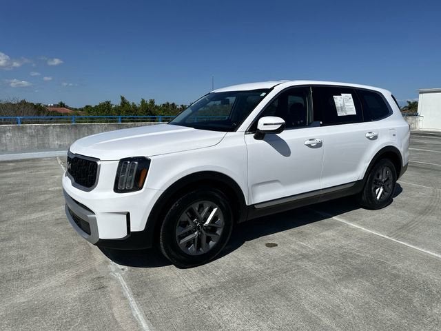2024 Kia Telluride LX