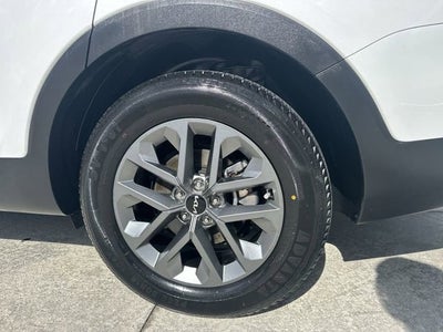 2024 Kia Telluride LX