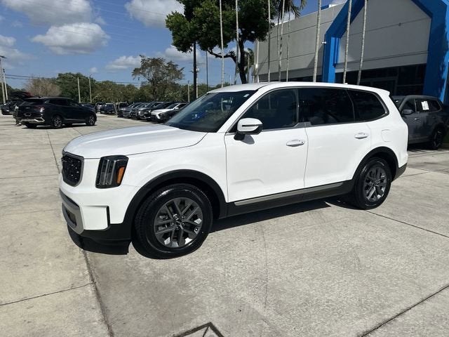 2024 Kia Telluride LX