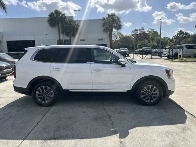 2024 Kia Telluride LX