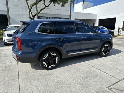 2023 Kia Telluride S