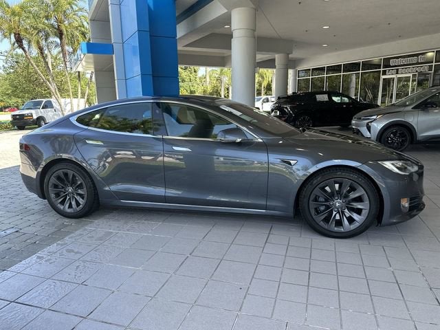 2020 Tesla Model S Long Range