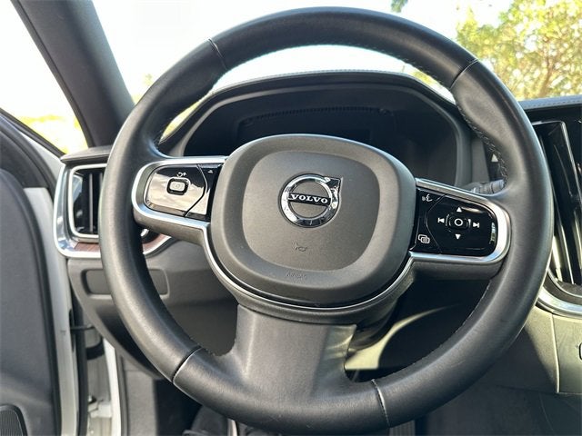 2024 Volvo S60 Ultimate Dark Theme