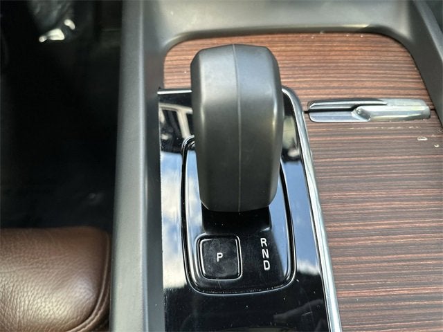 2024 Volvo S60 Ultimate Dark Theme