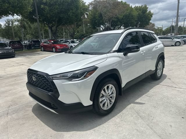 2025 Toyota Corolla Cross LE