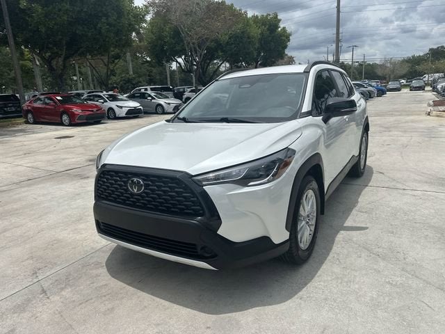 2025 Toyota Corolla Cross LE