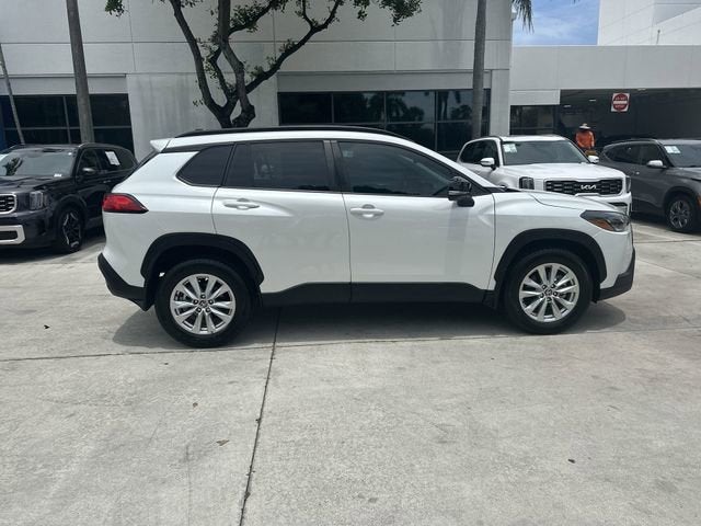 2025 Toyota Corolla Cross LE