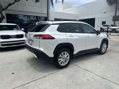2025 Toyota Corolla Cross LE