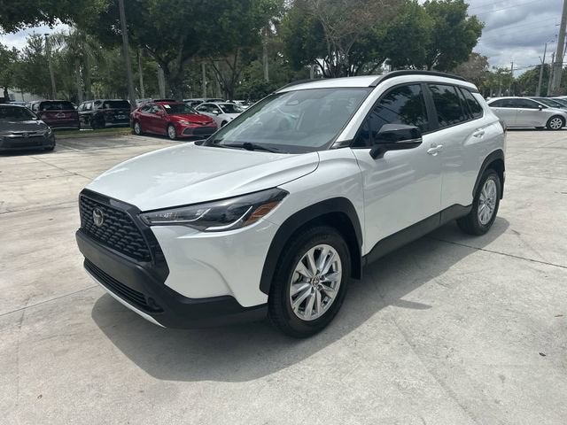 2025 Toyota Corolla Cross LE