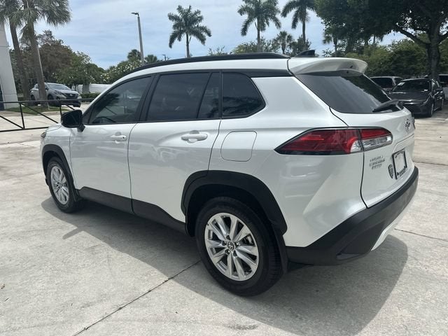 2025 Toyota Corolla Cross LE