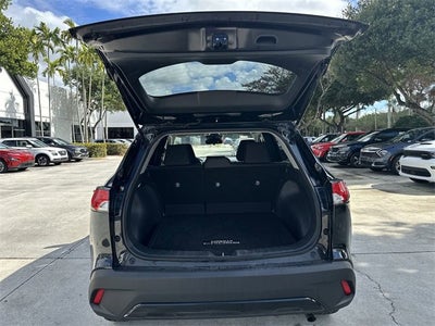 2024 Toyota Corolla Cross LE