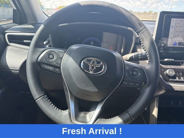 2025 Toyota Corolla Cross XLE