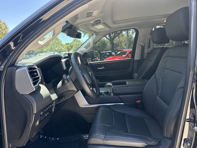 2024 Toyota Sequoia SR5