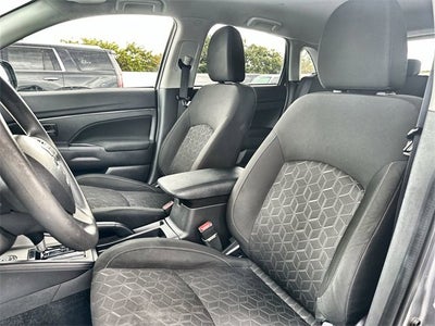 2023 Mitsubishi Outlander Sport ES