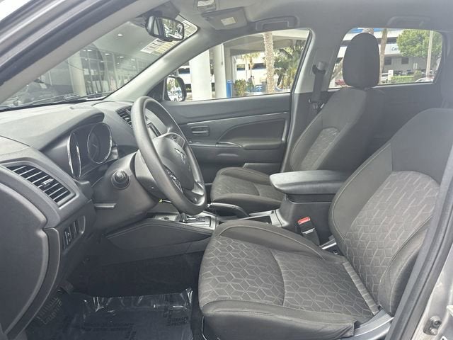 2023 Mitsubishi Outlander Sport ES