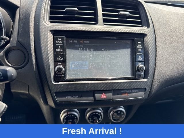 2023 Mitsubishi Outlander Sport ES