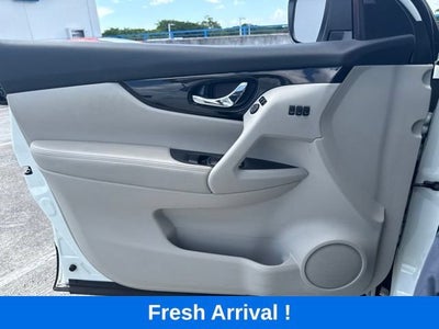 2022 Nissan Rogue Sport SV
