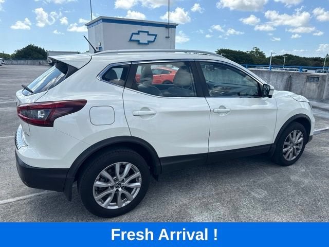 2022 Nissan Rogue Sport SV