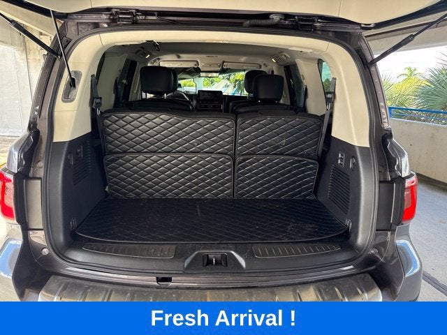 2022 INFINITI QX80 LUXE
