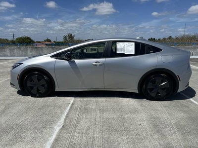 2025 Toyota Prius LE