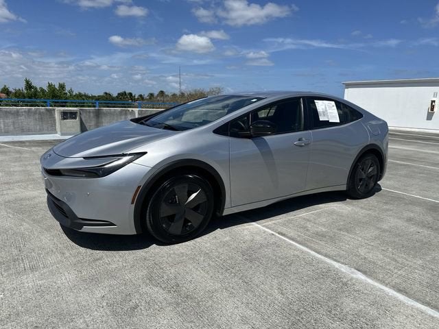 2025 Toyota Prius LE