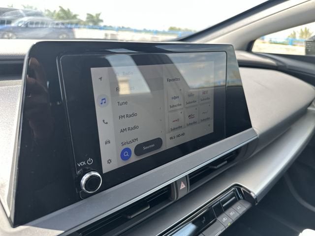 2025 Toyota Prius LE