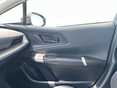 2025 Toyota Prius LE