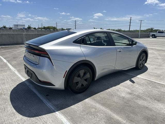 2025 Toyota Prius LE