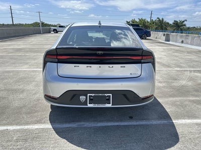 2025 Toyota Prius LE