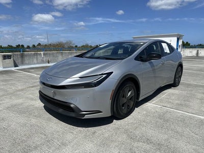 2025 Toyota Prius LE