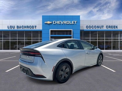 2025 Toyota Prius LE