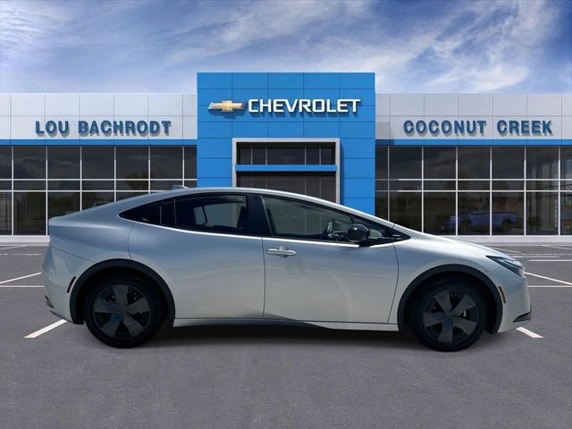 2025 Toyota Prius LE