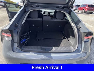 2025 Toyota Prius Plug-In Hybrid SE