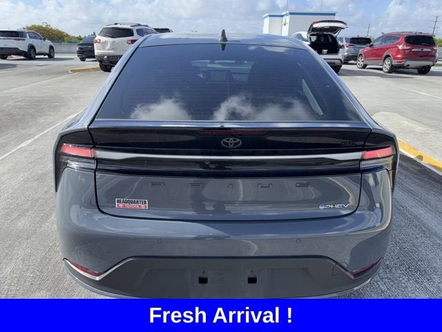 2025 Toyota Prius Plug-In Hybrid SE