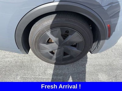 2025 Toyota Prius Plug-In Hybrid SE