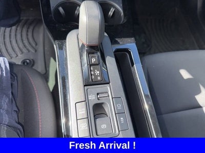 2025 Toyota Prius Plug-In Hybrid SE