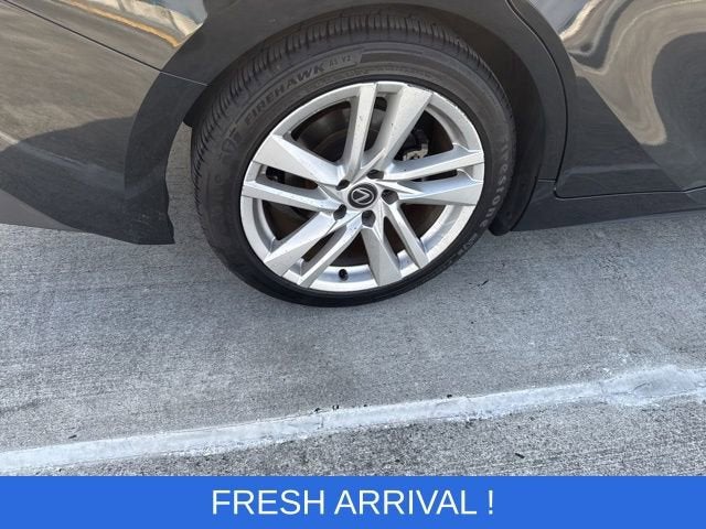 2023 Lexus IS IS 300