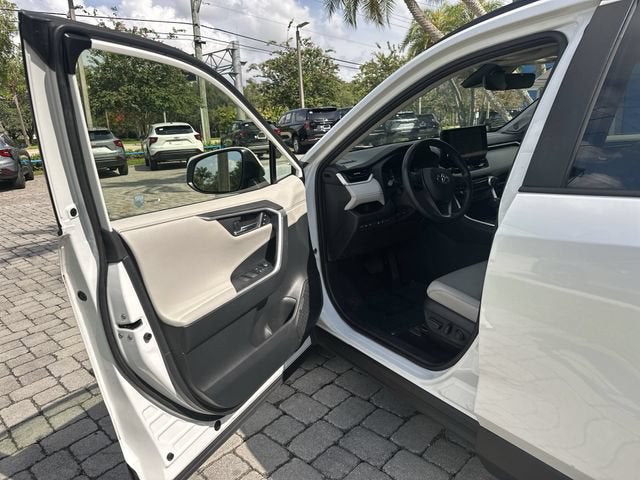 2023 Toyota RAV4 Limited