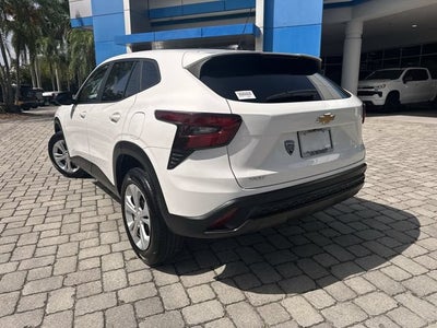 2025 Chevrolet Trax LS