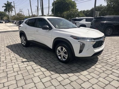 2025 Chevrolet Trax LS